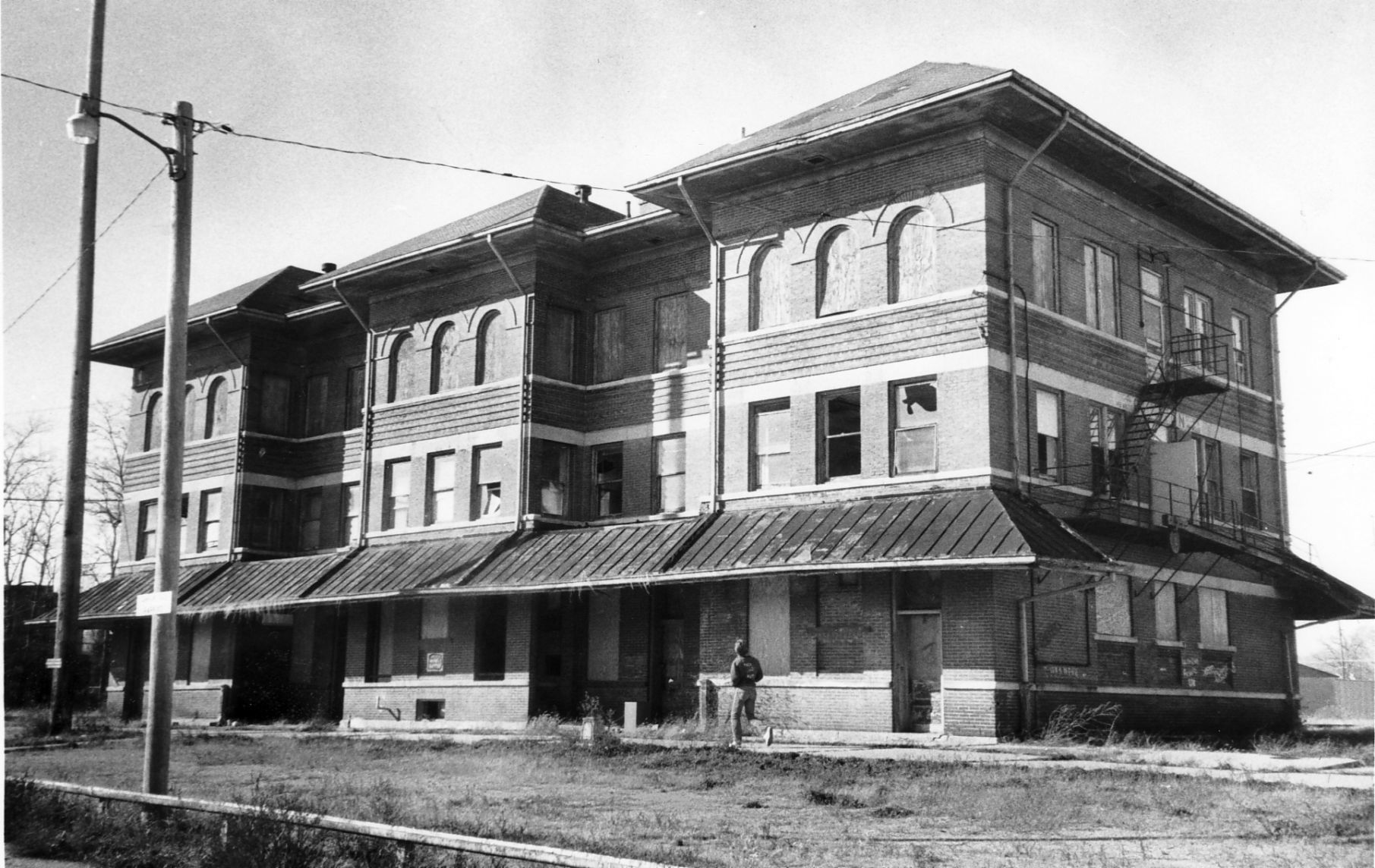 Clinton depot-2 1986.jpg